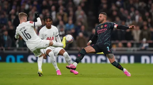 Partidazo entre Tottenham y Manchester City.