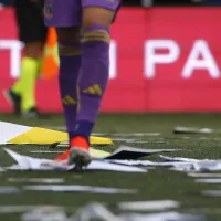 ¿Qué eran los papeles que tiró la barra de Colo Colo en el Bicentenario La Florida?