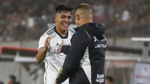 Almirón está chocho con el presente de Damián Pizarro