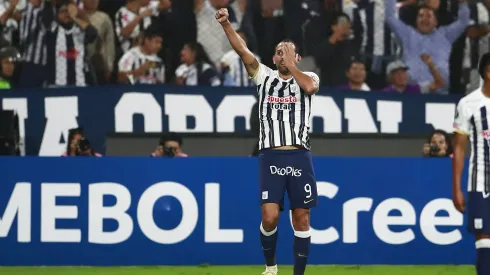 Barcos aprovechó el regalo.