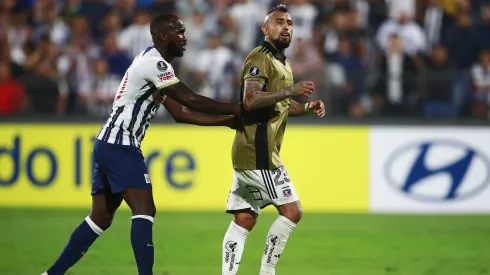 Arturo Vidal salvó a Colo Colo en Lima.