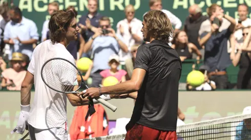 Nicolás Jarry va por un triunfo ante Alexander Zverev.