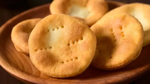 Sopaipillas, un clásico chileno.