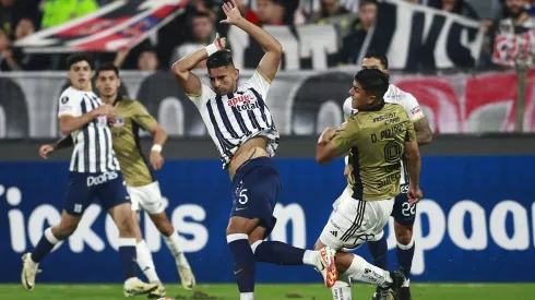 Carlos Zambrano espera dar el golpe ante Fluminense en la Copa Libertadores.