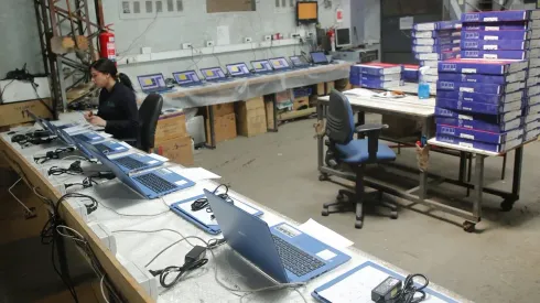 Entrega Especial Becas TIC” a estudiantes de 7° básico (2022)