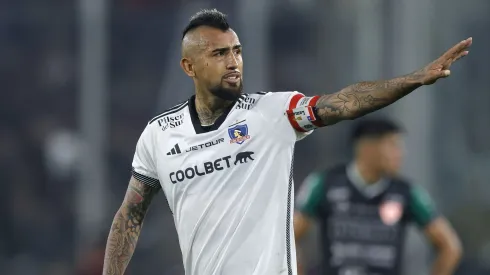 Arturo Vidal le pone tarea a Colo Colo por los refuerzos