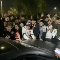 La caótica despedida de los hinchas a Damián Pizarro en el Monumental: \'¡No se va, no se va!\'