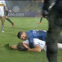 Hilarante imagen deja el festival de piscinazos entre Huachipato y Gremio por Copa Libertadores