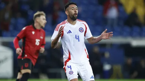 Mauricio Isla podría jugar en Colo Colo.