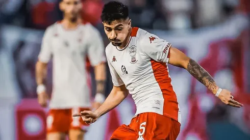 Williams Alarcón aparece en la carpeta de Racing Club.