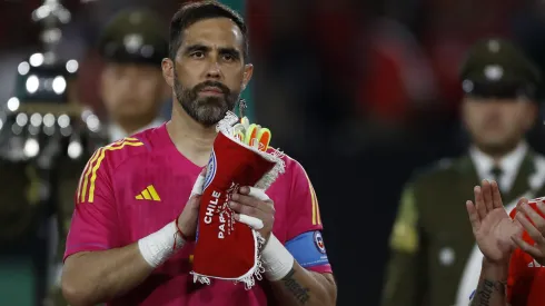 Claudio Bravo, una leyenda viviente de la selección chilena de fútbol masculino.