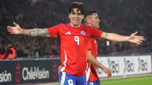 Víctor Dávila fue la figura de la noche ante Paraguay.