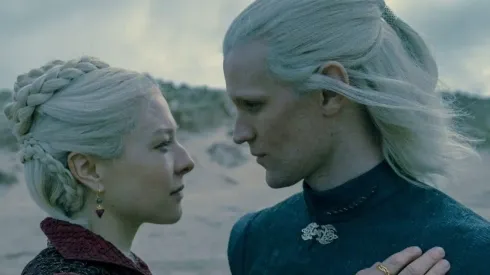 Así es la relación de Rhaenyra y Daemon en los libros.