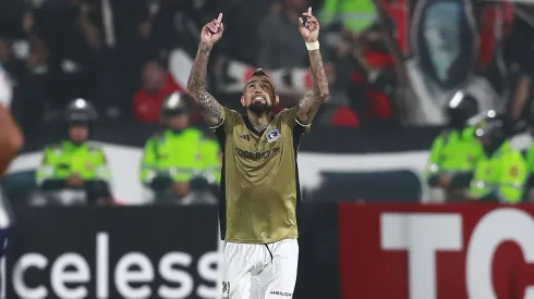 Arturo Vidal espera alcanzar la gloria en Copa Libertadores junto a Colo Colo.