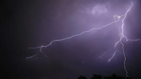 Tormentas eléctricas por lluvias.