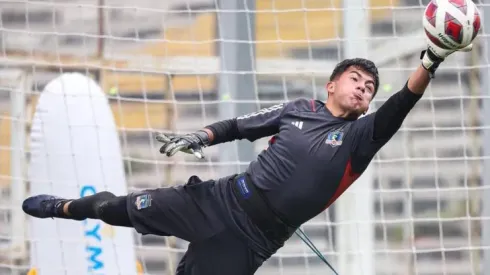 Ricardo Rivera vuela en Colo Colo. Hoy juega en U. Católica.