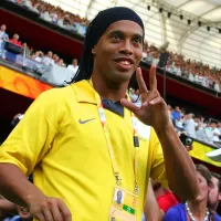 Brasil le responde a Ronaldinho y desata un escándalo: \'Andaba pidiendo entradas a Vinícius\'