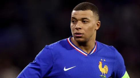 Mbappé llamó a detener el avance de la extrema derecha en Francia.