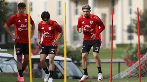 Diego Valdés no suelta la camiseta de titular.