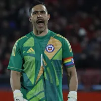 Viejito bueno: Claudio Bravo se alza como el jugador más veterano en disputar un duelo de Copa América
