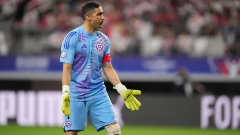 Claudio Bravo repetirá sus duelos con Argentina.