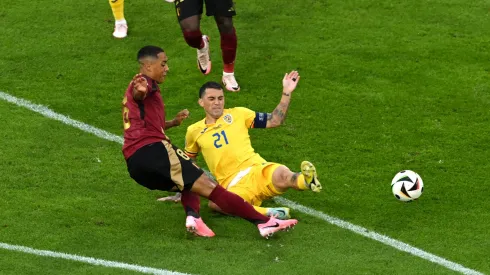 Bélgica lo gana por la mínima ante Rumania.
