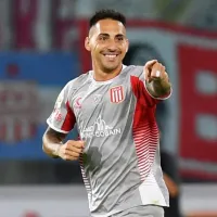 ¿Cobran revancha? Revelan que Estudiantes de La Plata complica la llegada de Javier Correa a Colo Colo