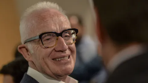 El reconocido periodista deportivo seguirá bajo cuidados