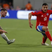 La Roja defiende a Alexis Sánchez de las críticas: \'En la cancha te entrega mucho\'