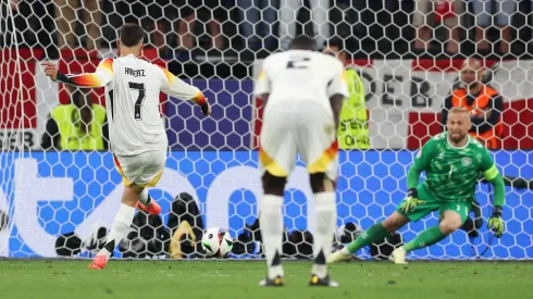 Alemania se pone en ventaja desde los doce pasos.