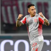 Almirón dispara las expectativas de Colo Colo con Javier Correa: \'Es muy hábil y goleador\'