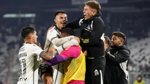 Los jugadores de Colo Colo festejan el tanto ante O'Higgins, por los cuartos de final de la fase regional de la Copa Chile 2024.