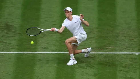 Jannik Sinner contra Yannick Hanfmann, en la primera ronda de Wimbledon 2024.
