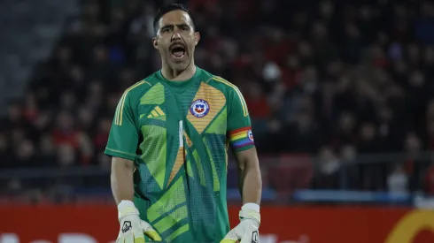 Claudio Bravo suena en la MLS.