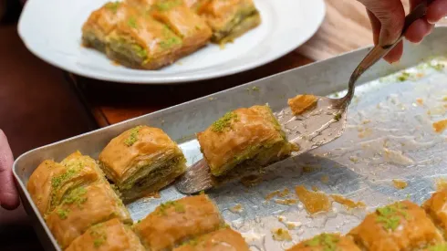 Baklava con nueces y pistacho