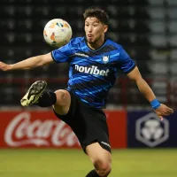 Problemas para Colo Colo: Gustavo Quinteros se mete en la pelea por el fichaje para Felipe Loyola