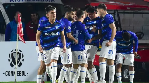 Huachipato comienza como local.
