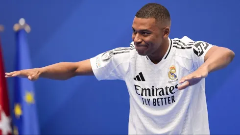 Kylian Mbappé ya fue presentado en Real Madrid.