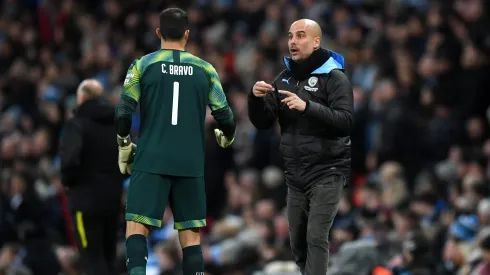 Pep Guardiola sigue las condiciones de Bravo desde el Barcelona.
