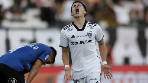 Matías Moya celebra su gol ante Huachipato.