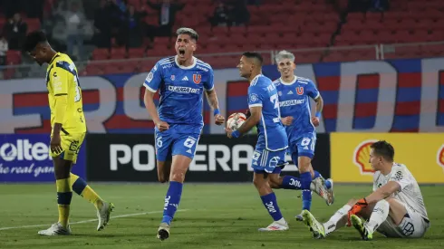 En la U buscan nuevos fichajes.