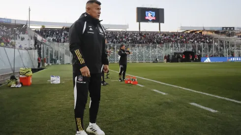 Jorge Almirón sufre para armar su plantel.