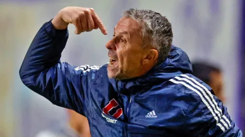 Azul Azul no confía en el ojo de Álvarez para traer jugadores.