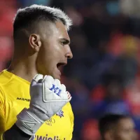 \'Golpes de puños y patadas\': Cristóbal Campos protagoniza pelea y recibe duro castigo en La Liga 2D