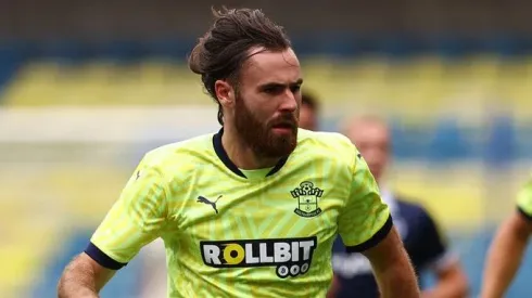 Ben Brereton jugando por Southamton.