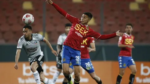 Jonathan Villagra se acerca a Colo Colo.