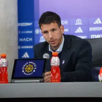 Periodista encara a Manuel Mayo por el silencio en U de Chile: \'¿Para qué va a una conferencia?\'