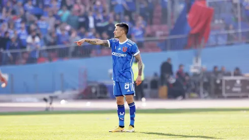 Charles Aránguiz fue bien recibido en la U.