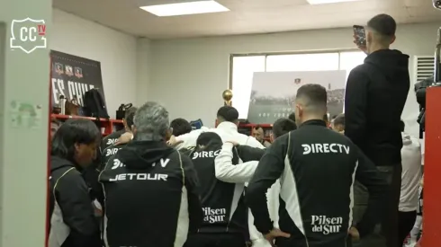 Los jugadores de Colo Colo y la arenga en el Nacional antes de jugar con la U