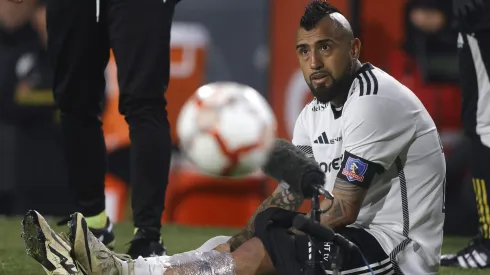 Arturo Vidal es la gran duda de Colo Colo tras sufrir una nueva lesión.